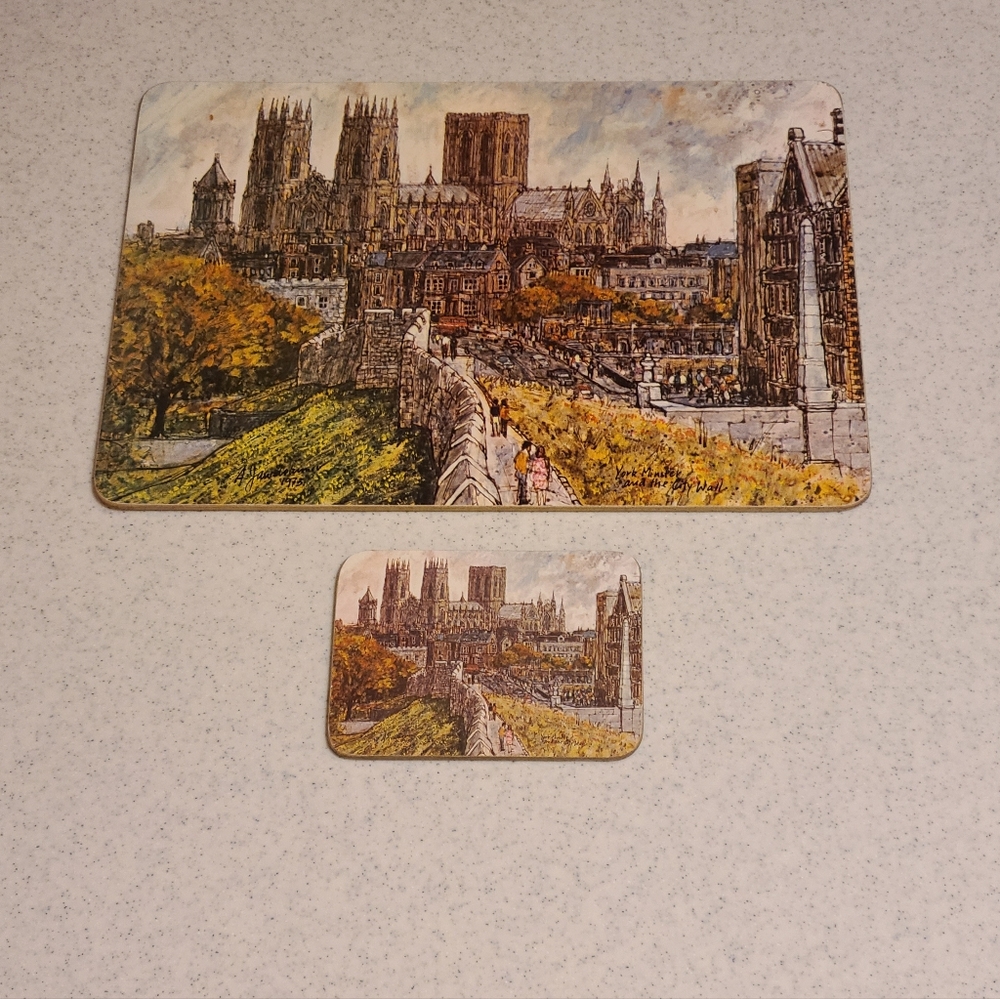 Unique Vintage Scenic Dinnerware Set - Multicolor